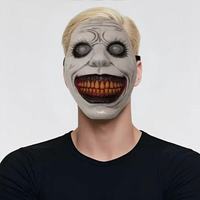 Masque en plastique d'horreur effrayant pour adultes Masque souriant le plus effrayant pour les fêtes d'Halloween Maisons hantées Costumes de jeu d'Halloween effrayants