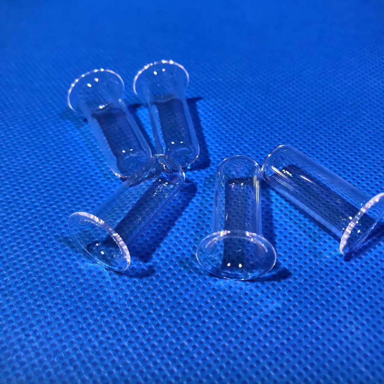 Wholesale custom of various sizes of high purity transparent miniature quartz glass tube