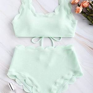 Ensemble 1 pièce de maillot de bain uni sans couture à logo personnalisé, séchage rapide, avec bas de bikini triangle à nouer effet froissé et string de plage - Product Image 5