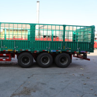 Semi-remorque en acier JINFENG pour bétail, 3 essieux, équipement robuste, capacité de charge maximale de 15001 à 80000 kg, couleur personnalisée