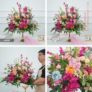 Centros de mesa florales para fiesta nupcial, bolas de flores artificiales de seda rosa intenso con plantas, bolas de flores rosas - Product Image 2