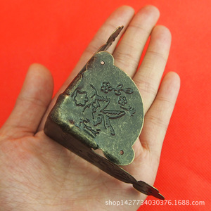Antique Style Box <b>Corner</b> <b>Protector</b> 74mm Carbon Steel Right Angle With Floral Bird Design For Wooden Box Durable - Product Image 4