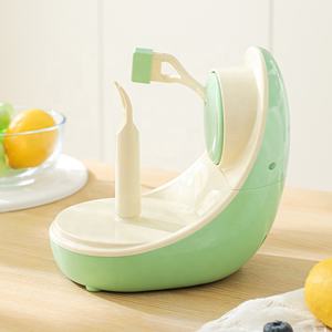 Éplucheur de <span class=keywords><strong>pommes</strong></span> électrique, rechargeable par USB, éplucheur de fruits entièrement automatique, couteau à fruits multifonction avec lame à éplucher - Product Image 2