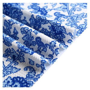 2019 challis stampa fiori blu granny chic <span class=keywords><strong>paisley</strong></span> bit bianco 95% poliestere 5% <span class=keywords><strong>spandex</strong></span> tessuto per il vestito - Product Image 1