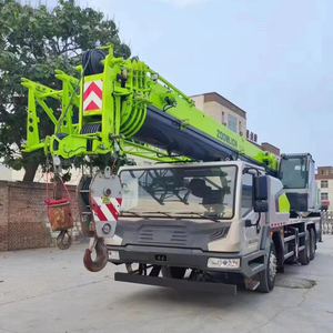 Grúa Móvil Usada Zoomlion ZTC250A5-3 de 25T: Solución Eficiente para Elevación en Construcción con Motor de Bomba Duradero - Product Image 1