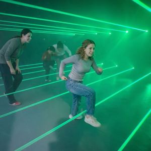 Piste de danse interactive à LED pour jeux d'enfants - Parc d'aventure et centre commercial, utilisation en intérieur, construction en alliage d'aluminium - Product Image 3