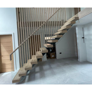 Escalera Moderna Personalizada con Estructura de Acero, Peldaños de Madera y Barandilla de Vidrio Templado - Product Image 3