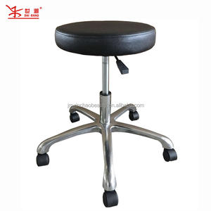Taburete de <span class=keywords><strong>Laboratorio</strong></span> Plegable Portátil Ajustable Moderno de Cuero Sintético XINCHAO, Taburete de Pedicura con Ruedas Grandes y Rotación de 360 Grados - Product Image 3