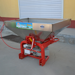 Esparcidor de fertilizante de precio barato directo de fábrica Ancho DE TRABAJO ancho 600kg 800kg 1500kg Esparcidor de fertilizante - Product Image 4