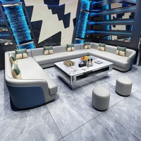 Ensemble de bar commercial moderne de luxe en bambou, en forme de L ou en forme de U, pour utilisation en club