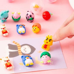 Juguetes Gashapon transparentes, figuras en cápsula de plástico de 32mm para niños de 3 a 6 años, personajes de Anime, forma esférica, en caja - Product Image 2