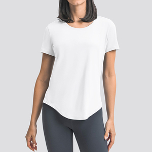 Séchage rapide Running Gym Noirs Arc Ourlet Petit quantité minimale de commande Nylon Spandex T-shirts de sport pour femmes Logo personnalisé - Product Image 5