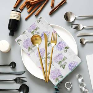 Serviettes d'invitées en tissu non tissé 3 plis, motif Hortensia <span class=keywords><strong>Pastel</strong></span> avec bordure verte, jetables pour la fête prénuptiale - Product Image 1