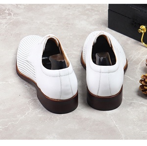 Mocasines de Vestir para Hombre, de Cuero Genuino, Impermeables, Antideslizantes, Ligeros, con Diseño Floral, para Oficina y Carrera Profesional, Cerrados y Fáciles de Poner - Product Image 5