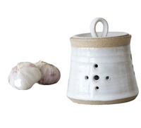 Pot à ail en céramique blanche rustique, perforé, compatible micro-ondes, pour le rangement en cuisine