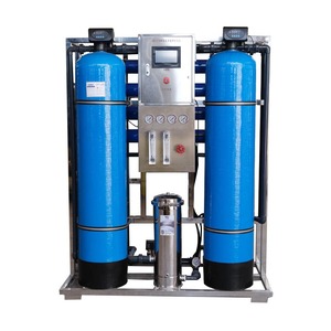 Usine de traitement d'eau par osmose inverse industrielle 1000 LPH en acier inoxydable 304 avec moteur de contrôle automatique et engrenage pour eau pure - Product Image 1
