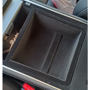 Caja Organizadora para Consola de Reposabrazos de Coche Tesla Model 3Y, Bandeja Acolchada Personalizable con 1-3 Compartimentos, Organizador Interior de Plástico - Product Image 4