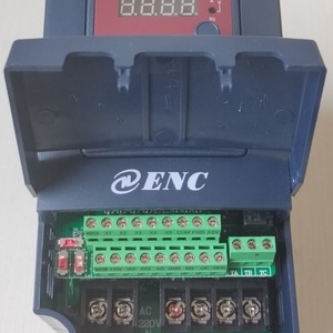 อินเวอร์เตอร์ Enc EDS800-4T0015NB 380V 220V สามเฟส เฟสเดียว ควบคุมความถี่และแรงดันไฟฟ้า AC Drive - Product Image 1