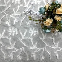 Tissu en coton biologique respirant en gros, tissu en dentelle brodée florale 3D pour la décoration intérieure, rembourrage, ignifuge