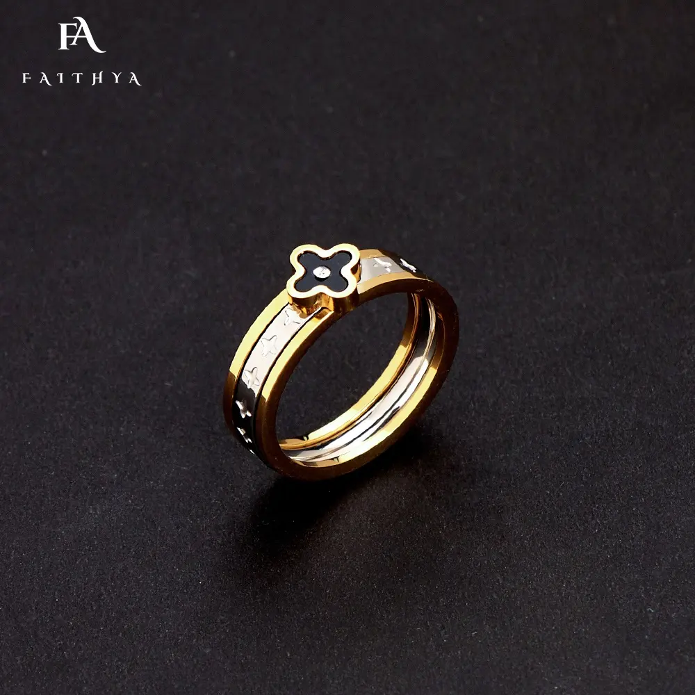 FR2441 Italienischer Top-Schmuck vier blättriges Kleeblatt Mittelpunkt Diamant mehrfarbig passend Edelstahl 18 Karat vergoldet Ring
