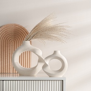 Venta al por mayor, jarrón <span class=keywords><strong>de</strong></span> mesa <span class=keywords><strong>de</strong></span> Donut nórdico Irregular, jarrón <span class=keywords><strong>de</strong></span> cerámica, decoración Interior para decoración del hogar, sala <span class=keywords><strong>de</strong></span> estar <span class=keywords><strong>de</strong></span> boda - Product Image 4