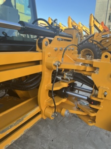 รถตักล้อยาง JCB 3CX 4WD รุ่นใหม่ล่าสุด กำลังไฮดรอลิกทรงพลัง เหมาะสำหรับงานขุดดินและปรับระดับพื้นดิน - Product Image 5