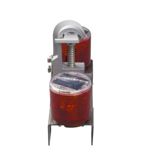 Feux d'avertissement solaires KSL-JSS 2x4W LED Cadre en aluminium rouge IP65 Sécurité routière - Product Image 4
