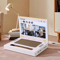 Griffoir pour chat en forme d'ordinateur portable, en carton, avec repose-patin et jouet intégré pour chat