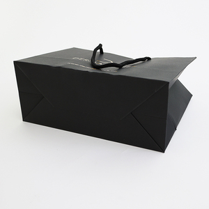 <span class=keywords><strong>Sac</strong></span> en <span class=keywords><strong>Papier</strong></span> de Luxe <span class=keywords><strong>Personnalisé</strong></span> avec Votre Logo pour Vêtements, Pantalons, Chapeaux, Chaussures – Article le Plus Vendu - Product Image 4