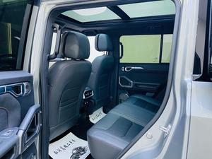 JETOUR TRAVELER <span class=keywords><strong>CDM</strong></span> T2 2024 USADO, 1.5TD DHT 208KM 2WD, EDICIÓN MONTAÑA, PHEV, 5 PUERTAS, 5 ASIENTOS, SUV, AUTONOMÍA DE 1300KM, PLATEADO SOBRE NEGRO - Product Image 5