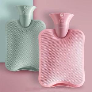 Sac à eau chaude <span class=keywords><strong>de</strong></span> grande capacité <span class=keywords><strong>de</strong></span> 2000ml pour la thérapie des maux <span class=keywords><strong>de</strong></span> <span class=keywords><strong>dos</strong></span> - Product Image 3