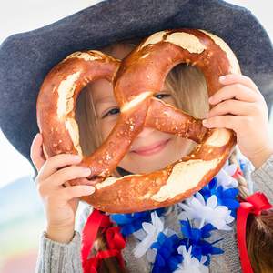 Vente en gros chapeau en feutre cordon bleu blanc Costume bavarois chapeau en feutre de laine pour l'<span class=keywords><strong>Allemagne</strong></span> bière Oktoberfest large bord feutre épouvantail chapeaux - Product Image 6