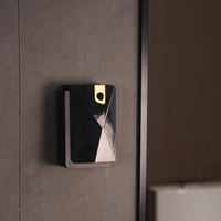 Petite machine à parfum d'air domestique sans eau Diffuseur d'arômes mural à piles Humidificateur d'air USB portable à vendre