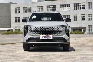 Voiture d'occasion à bas prix 2026 Changan CS55 PLUS 1.5T SUV Conduite à gauche Boîte automatique Toit ouvrant Sièges en cuir Faible kilométrage à vendre - Product Image 2