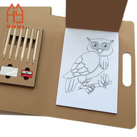 Ensemble de papeterie combiné : papier à colorier et crayons de couleur, crayons fixés sur un livre, kit de dessin et de coloriage portable personnalisé avec poignée