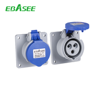 Prise industrielle 63 ampères 220v 16a