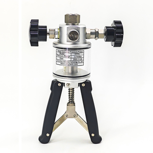 Pompe d'étalonnage hydraulique portable OEM XINYIYB 0-700 bar, calibrateur de manomètre, pompe d'étalonnage YFP-70 - Product Image 6