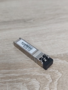 โมดูลไฟเบอร์ออปติก SFP+10G แบบโมดูลเดี่ยว ระยะ 10 กม. BIDI OEM&ODM LR SFP คอนเนคเตอร์ LC DDM โมดูลรับส่งสัญญาณ SFP ราคาโรงงานถูก - Product Image 3