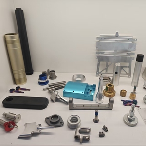 Service de tournage CNC pour composants en acier allié et acier inoxydable : tiges de piston, arbres, injecteurs, buses, vannes de régulation, injecteurs de carburant - Product Image 2