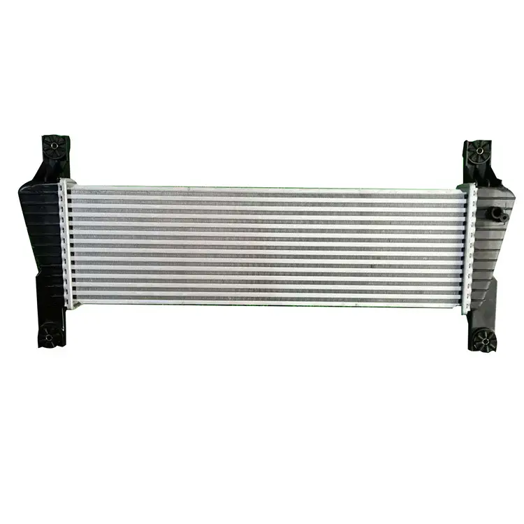 Mükemmel kalite su Intercooler EB3G9L440EA U213-13-550 oto motor Intercooler Ford aralığı