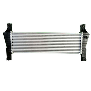 Chất Lượng Hoàn Hảo Nước <span class=keywords><strong>Intercooler</strong></span> EB3G9L440EA EB3G-9L440-EA U213-13-550 Tự Động Động Cơ <span class=keywords><strong>Intercooler</strong></span> Cho Ford Phạm Vi - Product Image 1