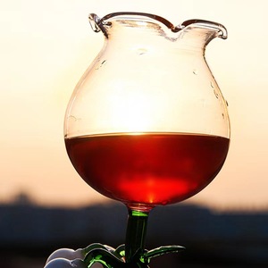 <span class=keywords><strong>Verre</strong></span> à cocktail créatif Blue Linghua Tall Foot <span class=keywords><strong>Verre</strong></span> à champagne Ins Wind <span class=keywords><strong>Verre</strong></span> à <span class=keywords><strong>vin</strong></span> rouge - Product Image 4