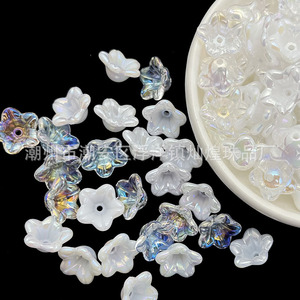 Cuentas acrílicas de flor de trompeta, color blanco perla AB, iridiscentes, tipo gloria matutina, cuentas dispersas para accesorios de cabello, boda - Product Image 1