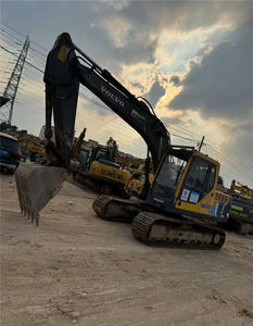 Pelleteuse sur chenilles Volvo 14 tonnes EC140BLC d'occasion, poids en ordre de marche de 80 tonnes avec pompe hydraulique Kyb et moteur de boîte de vitesses inclus - Product Image 5