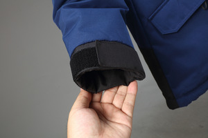 Veste d'<span class=keywords><strong>hiver</strong></span> pour <span class=keywords><strong>homme</strong></span> avec logo personnalisé, capuche amovible, duvet chaud et épais, grand col en fourrure, <span class=keywords><strong>parka</strong></span> longue pour <span class=keywords><strong>homme</strong></span> - Product Image 6