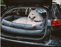 Zozooy OEM Vente en gros Lit surélevé de luxe rectangulaire pour chien, pour grands chiens, amovible, lavable, en éponge, imperméable, antidérapant, urbain