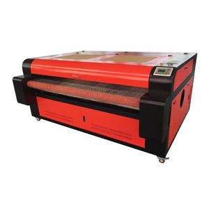 Máquina <span class=keywords><strong>de</strong></span> <span class=keywords><strong>corte</strong></span> <span class=keywords><strong>láser</strong></span> rollo a rollo <span class=keywords><strong>para</strong></span> tela, cuero y tejido - Product Image 3