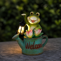 Leuchtende Harz-Froschlaterne mit Solarbetriebener LED und Handbemalter Verzierung als Gießkanne-Statue für Gartendekoration im Freien