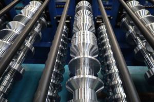 이중층 타일 프레스 PLC 제어 모터 펌프 높은 생산성 3000kg 1250mm 급지 폭 0.3-0.8mm 롤링 두께 - Product Image 6