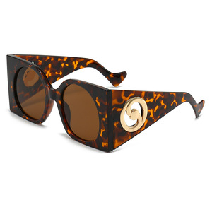 2024 Punk Oversized Square Colorful Women Sunglasses Fashion Vintage Rectangle Sun <strong>Glasses</strong> Green Gradient Trendy Shades Female - Product Image 6